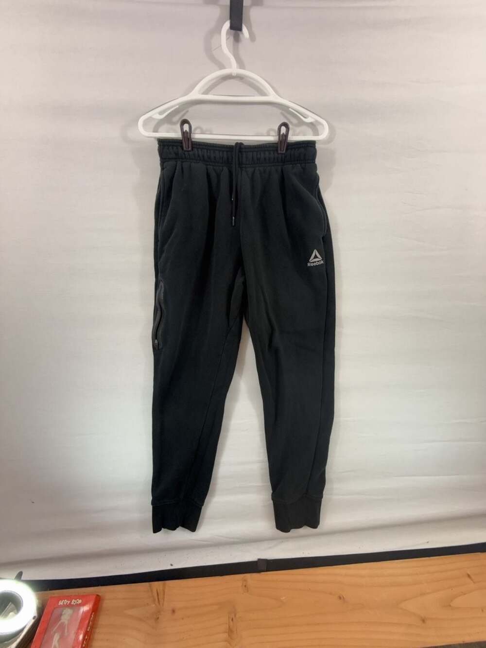 Reebok Sweatpants Size M Black Fleece Joggers Zip Pocket